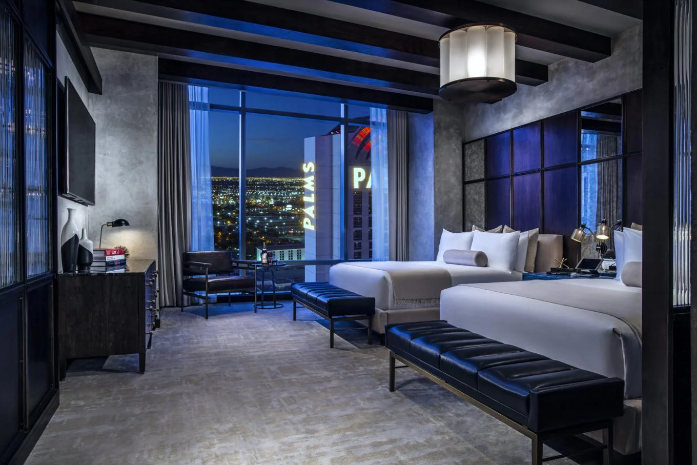 Palms Grand Loft Suite hero view 01