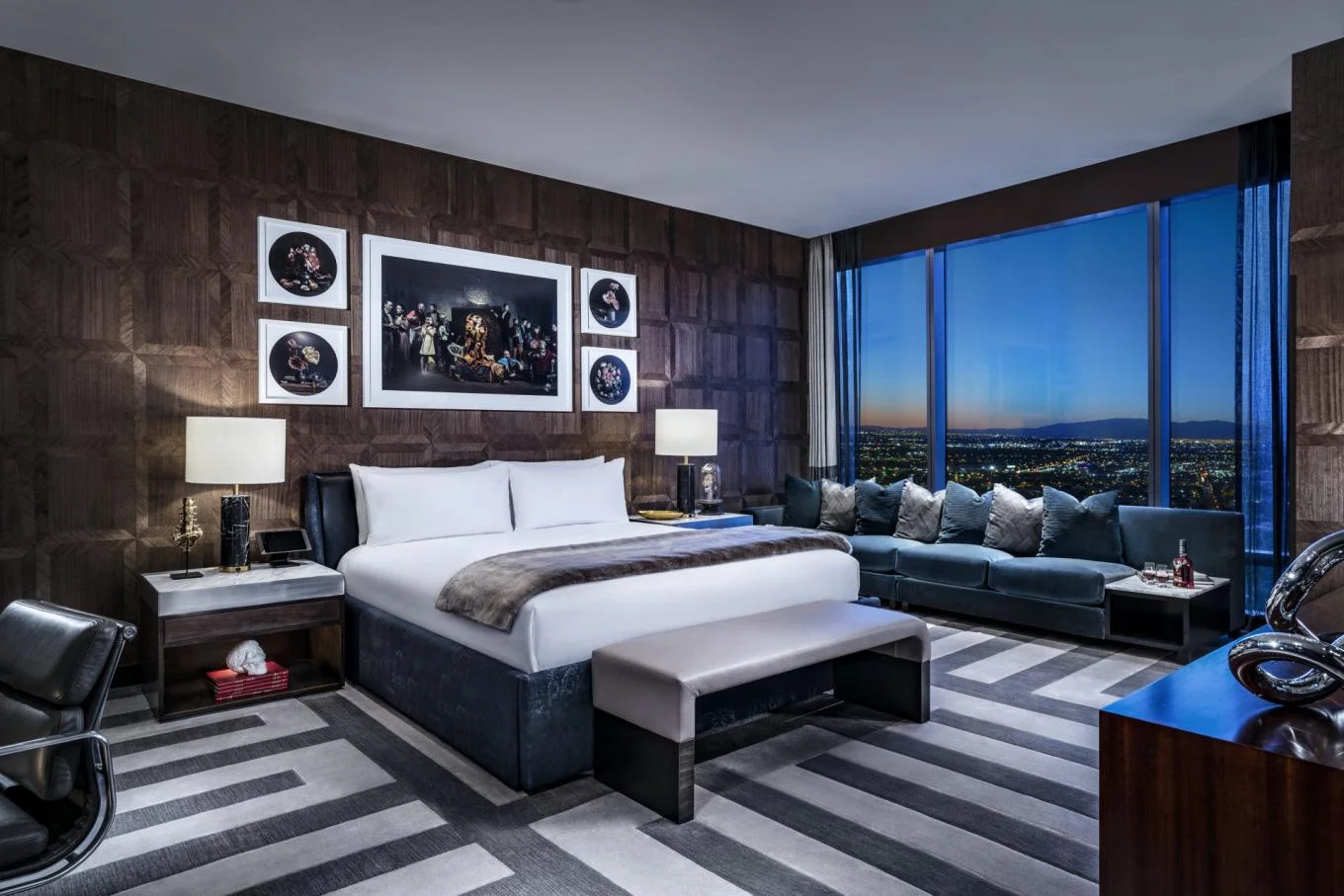The View Penthouse bedroom
