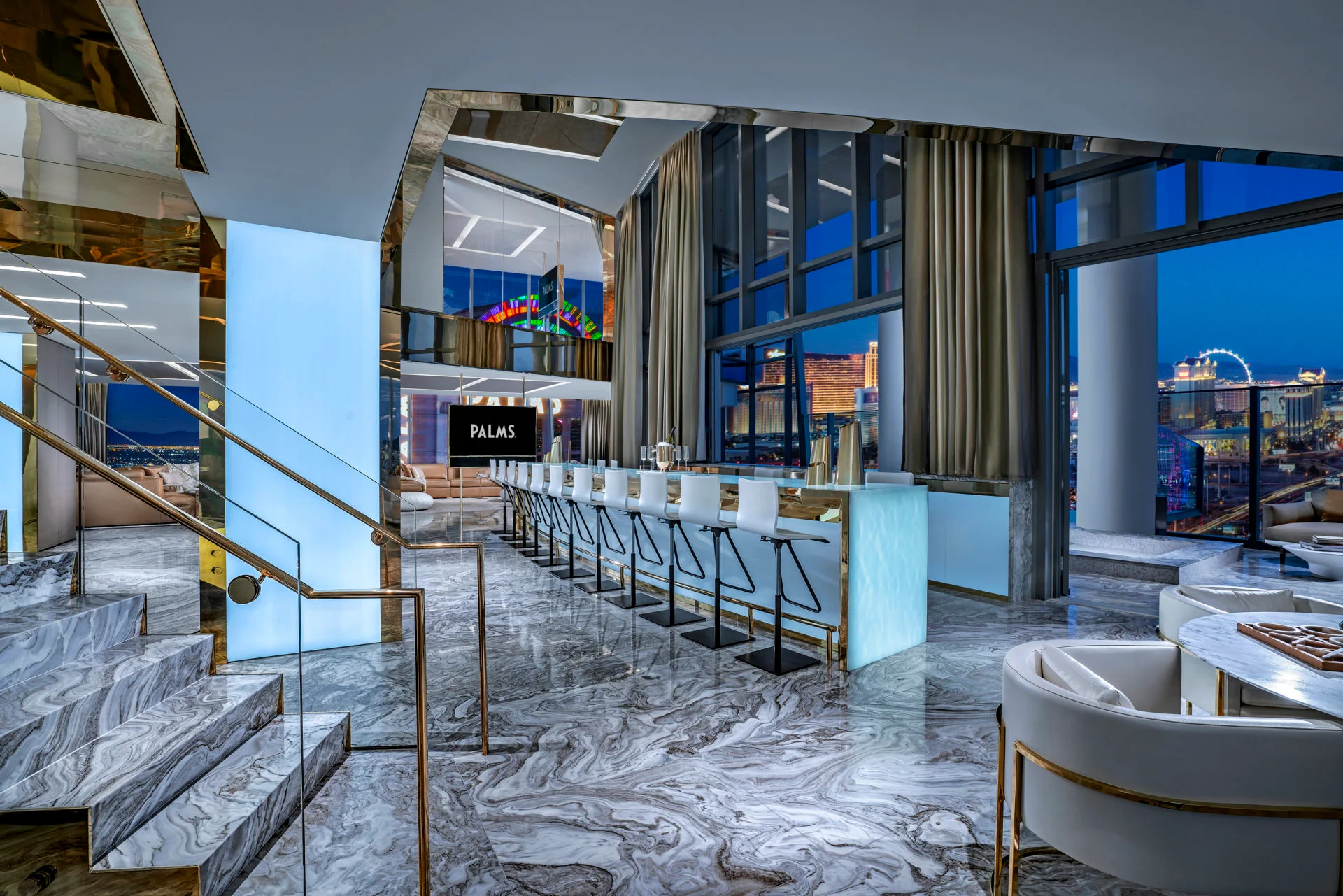 Two-Story Sky Villa bar area