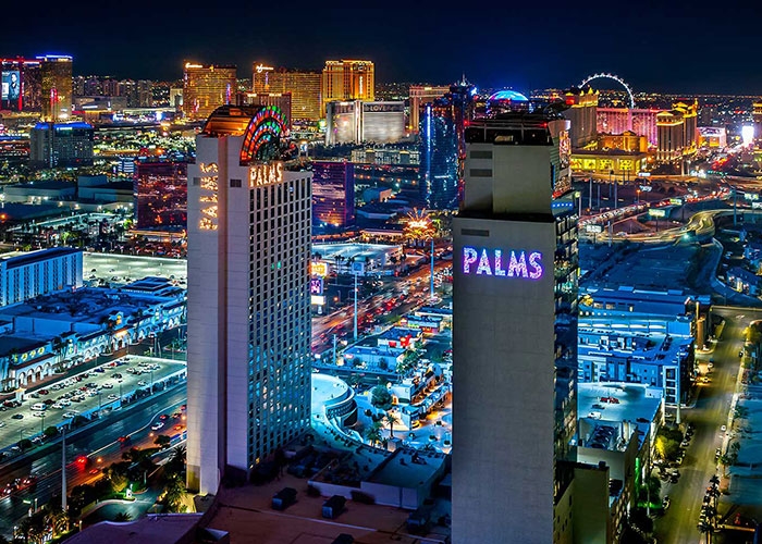 Palms exterior