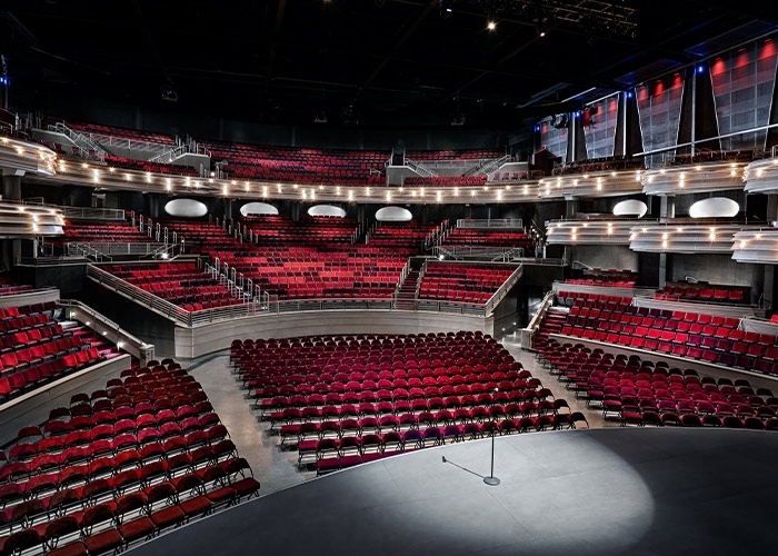 Pearl Theater