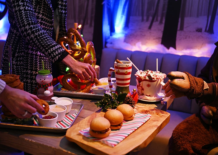 Santa's Saloon at Palms