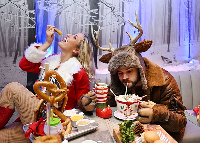 Santa's Saloon at Palms