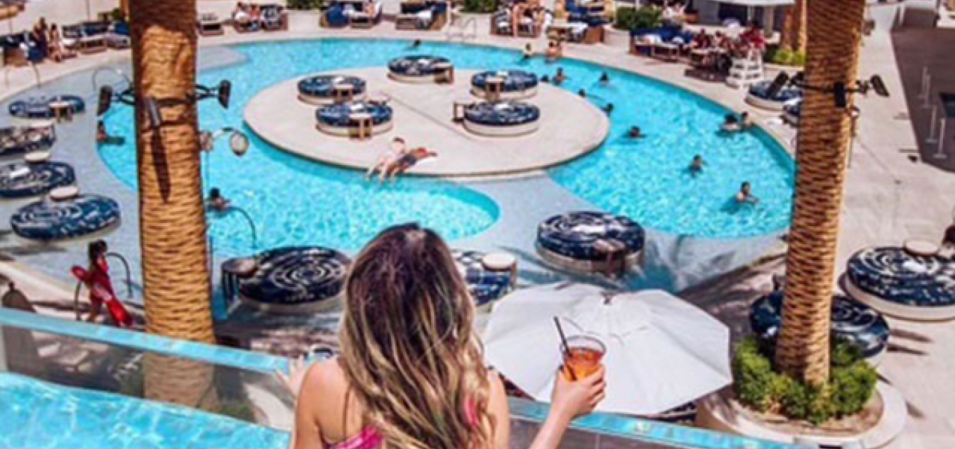 Palms pool