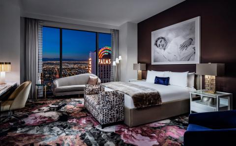Palms Suite Bedroom